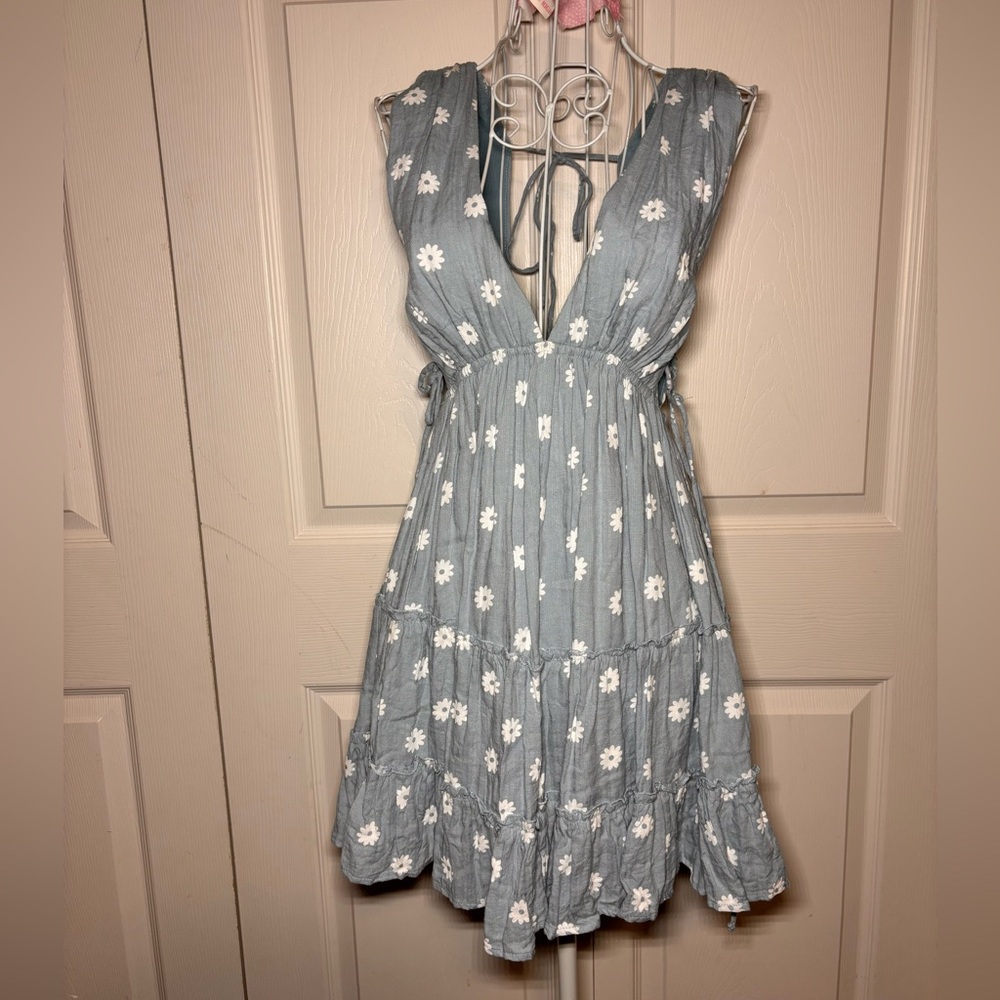 Floral Blue Sleeveless Dress